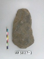 藏品(打製石斧)的圖片